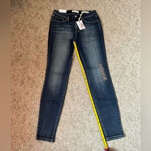 Jessica Simpson Kiss Me Super Skinny Jeans Size 29